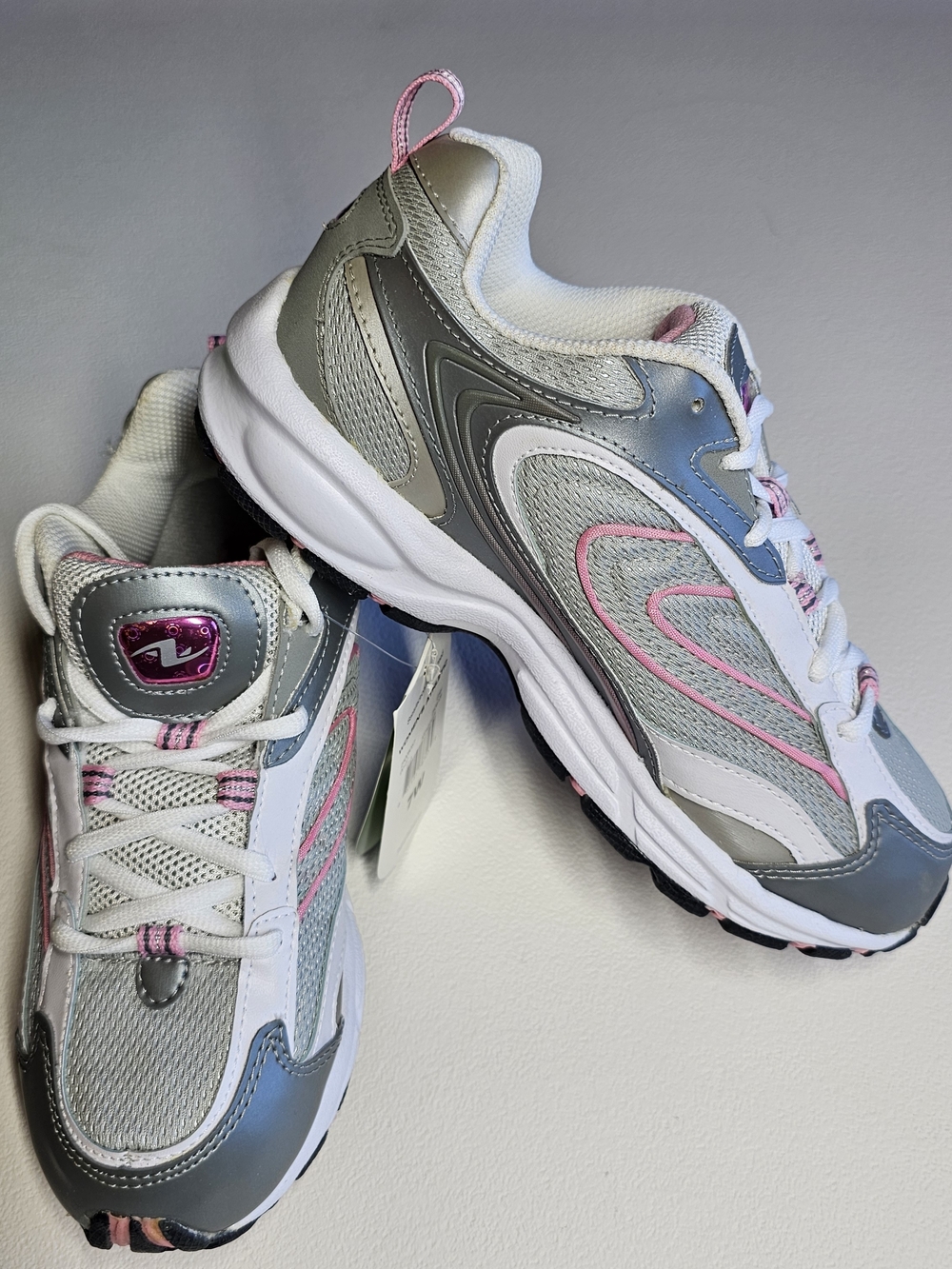 Athletic Works 7000 Jogger Gray with Pink Accents Tennis Shoes Size 7W